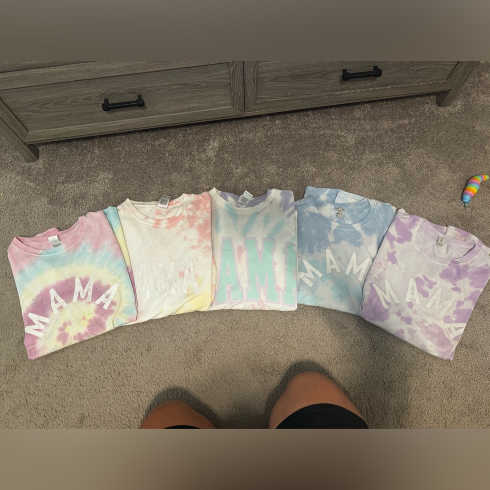 Tie dye mama tshirt lot